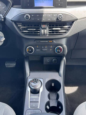 2020 Ford Escape S