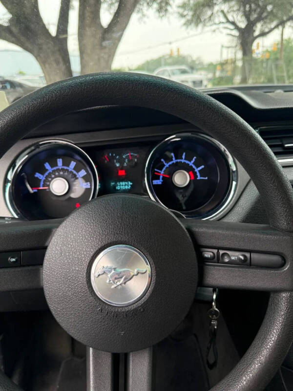 2010 Ford Mustang