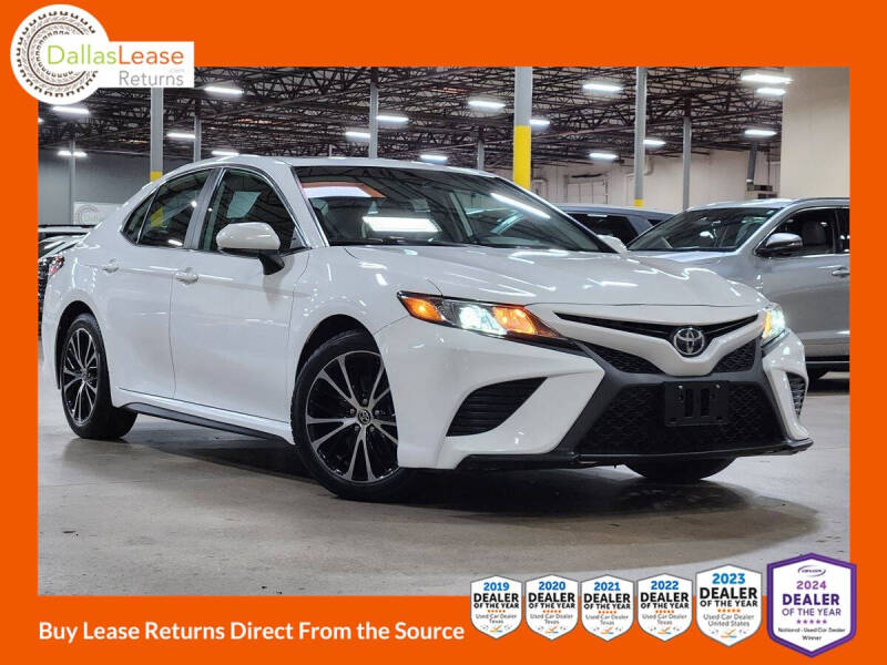 2020 Toyota Camry SE