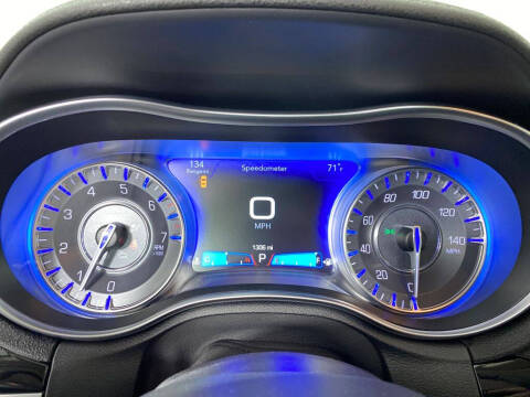 2023 Chrysler 300 Touring