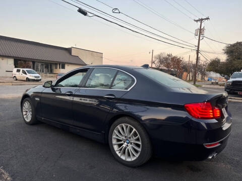 2015 BMW 5 Series 528i