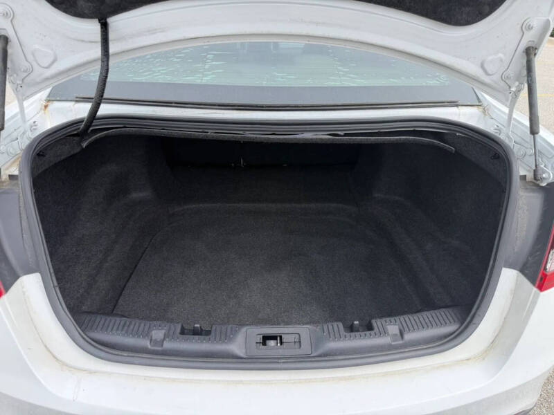 2017 Ford Taurus SEL