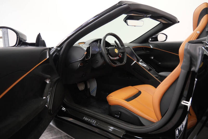 2025 Ferrari Roma Spider