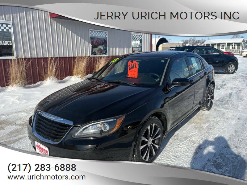 2013 Chrysler 200 Touring's photo