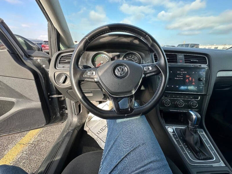 2019 Volkswagen e-Golf SE