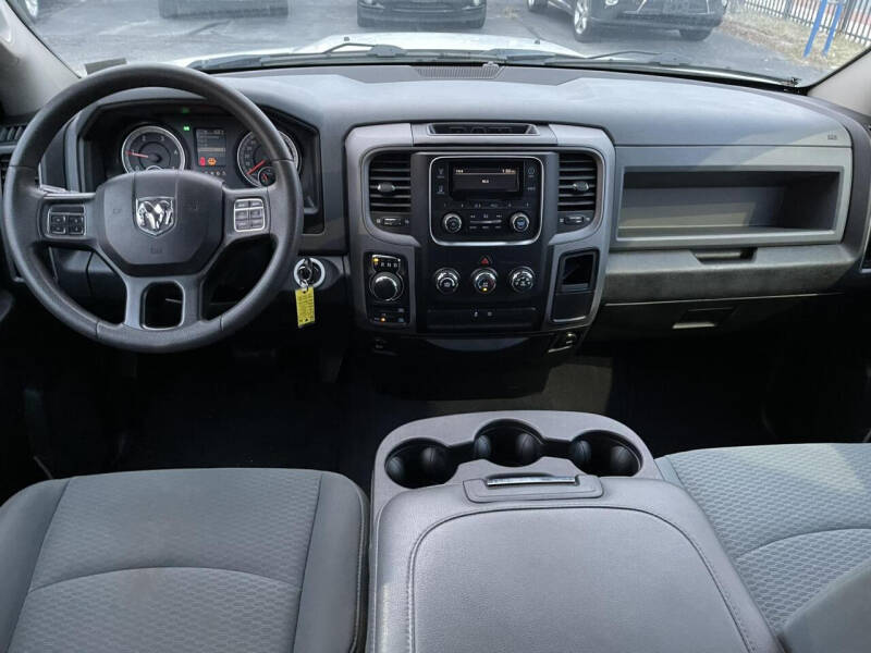 2018 RAM Ram 1500 Pickup Tradesman photo 22