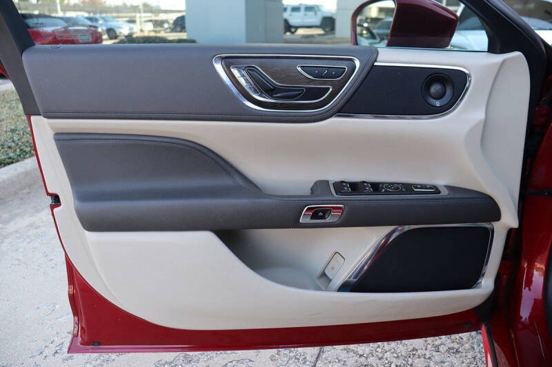 2020 Lincoln Continental Standard