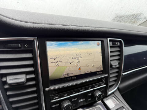 2012 Porsche Panamera 4