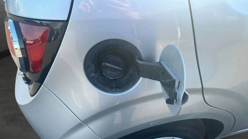 2016 Chevrolet Sonic LS Auto