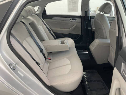 2016 Hyundai Sonata Hybrid SE