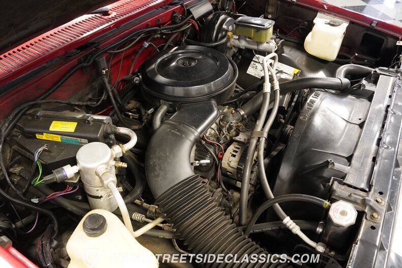 1987 Chevrolet Suburban R10