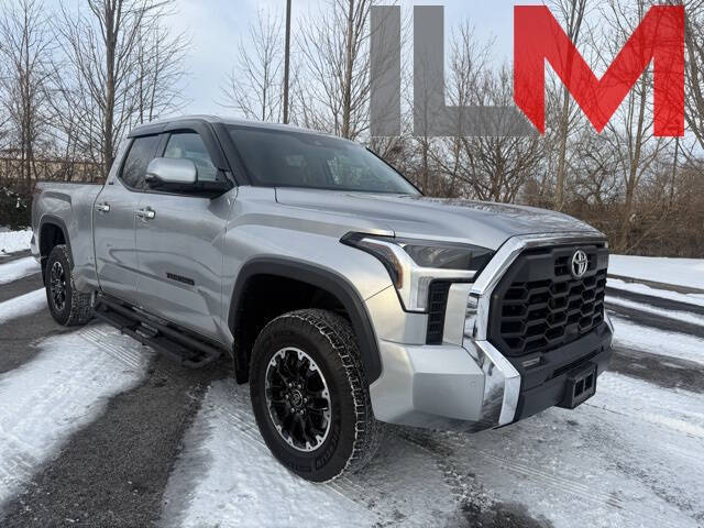 2022 Toyota Tundra SR5's photo