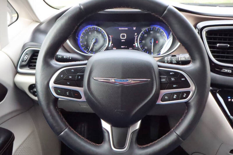 2018 Chrysler Pacifica Touring L Plus