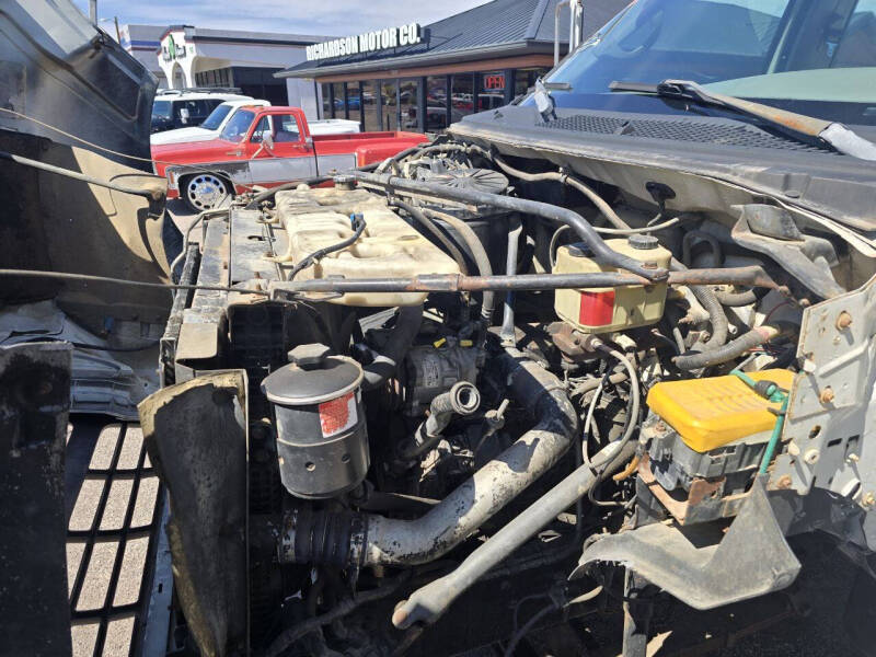 2000 Ford F-650 Super Duty