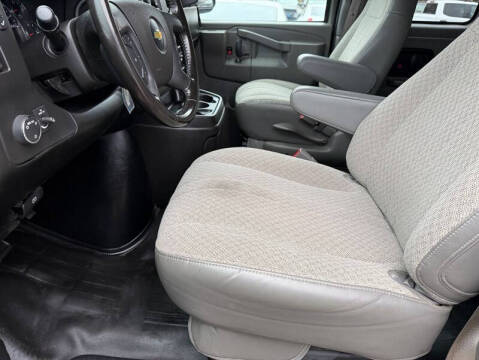 2020 Chevrolet Express LS 3500