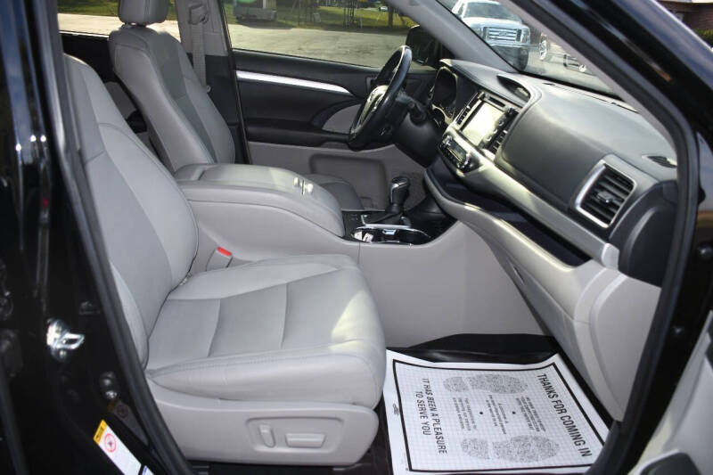 2017 Toyota Highlander XLE