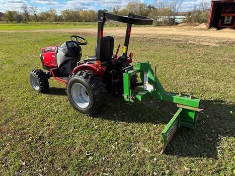 2018 Mahindra Max 26XL