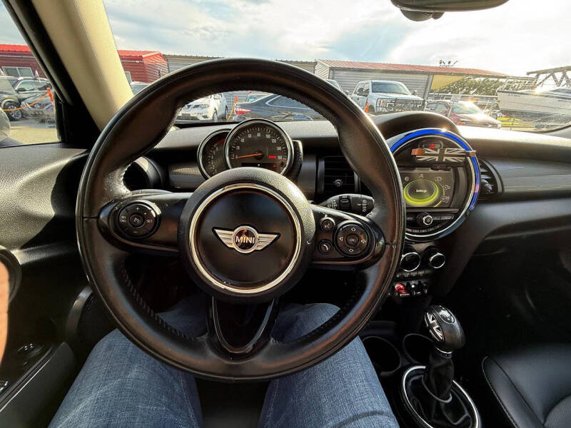 2016 MINI Hardtop 2 Door Cooper