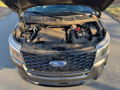 2018 Ford Explorer Sport