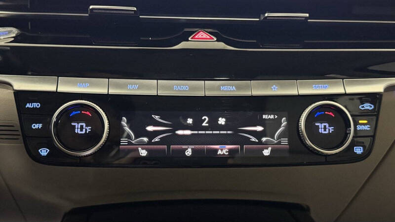 2021 Genesis G80