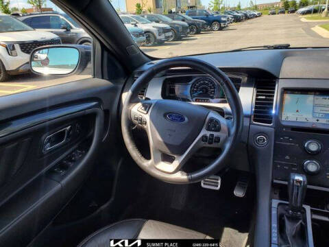 2016 Ford Taurus SHO