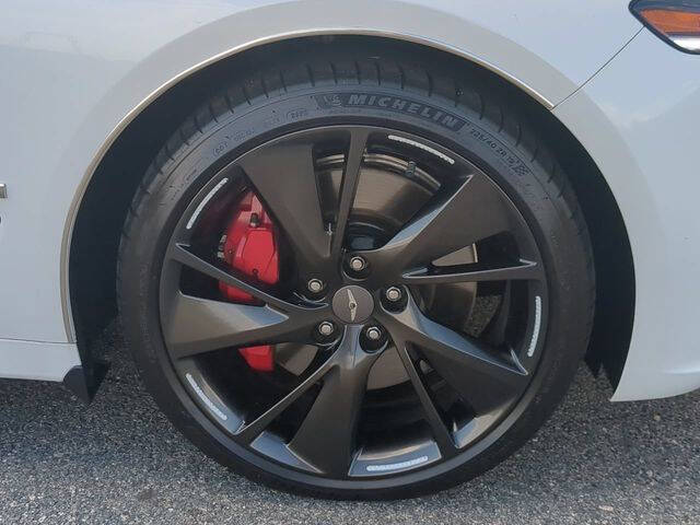 2023 Genesis G70