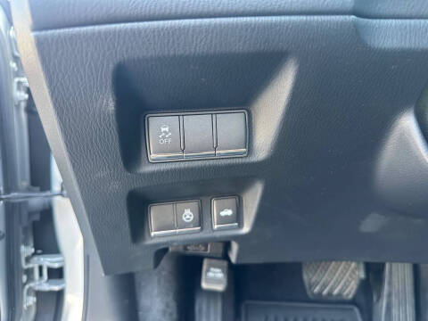 2015 Infiniti Q70 3.7