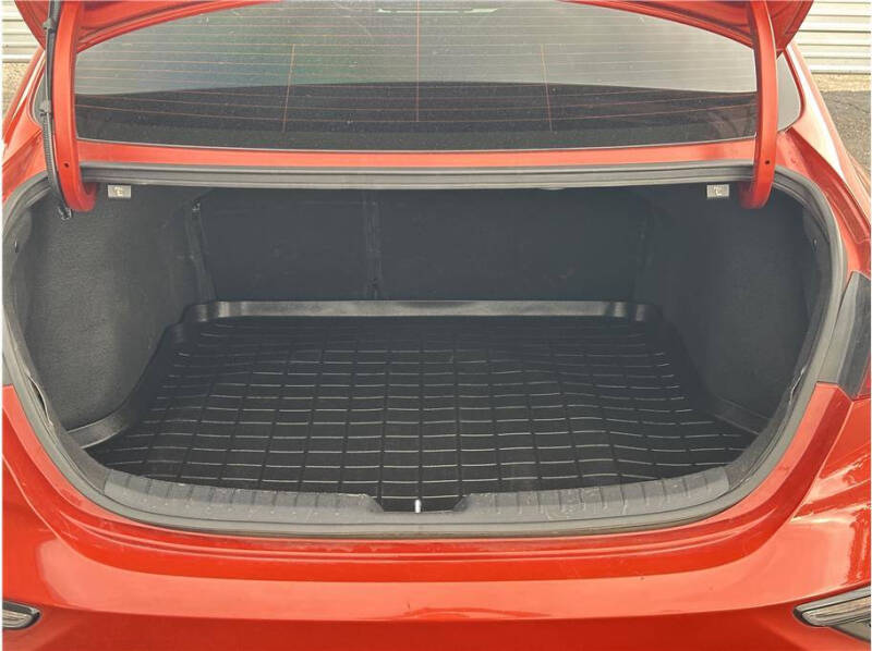 2021 Kia Forte GT Line