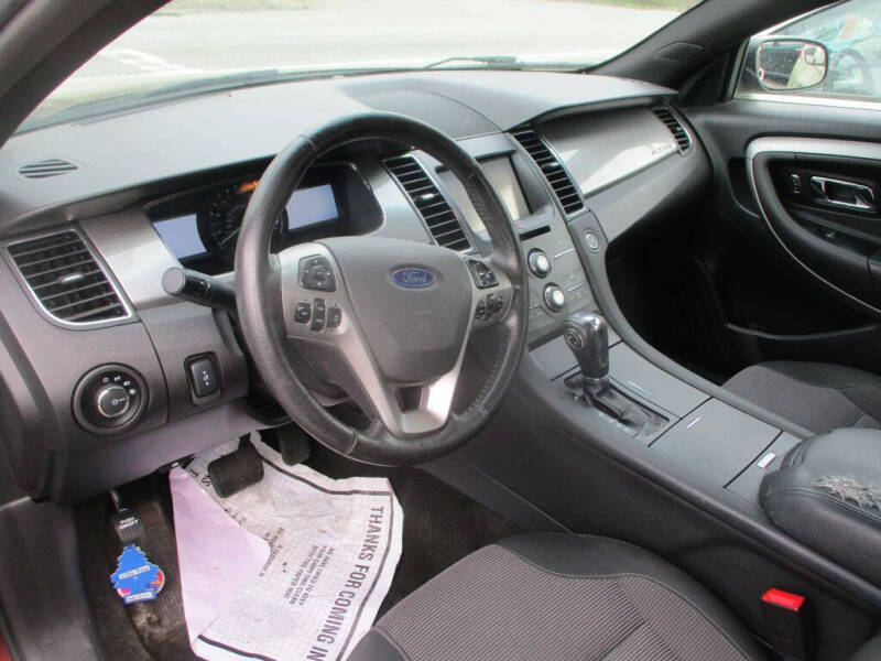 2015 Ford Taurus SEL