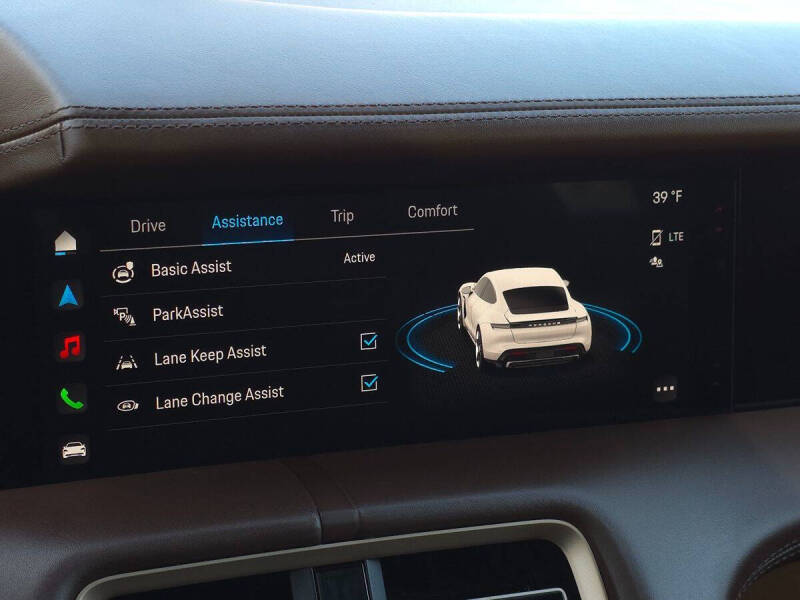 2020 Porsche Taycan Turbo