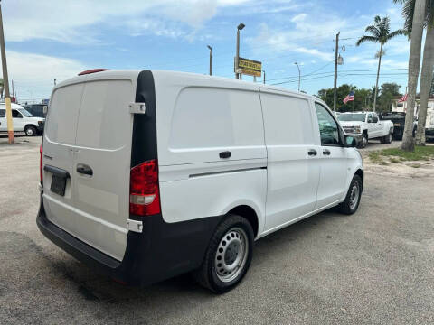 2018 Mercedes-Benz Metris