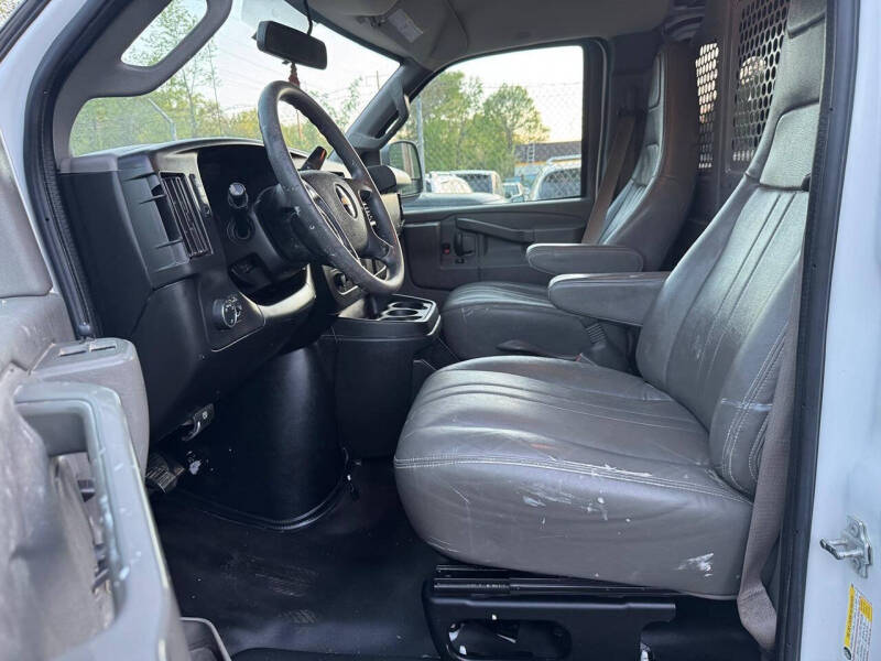 2019 Chevrolet Express 2500