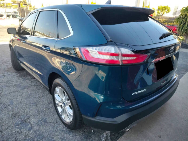 2020 Ford Edge Titanium - Photo 8