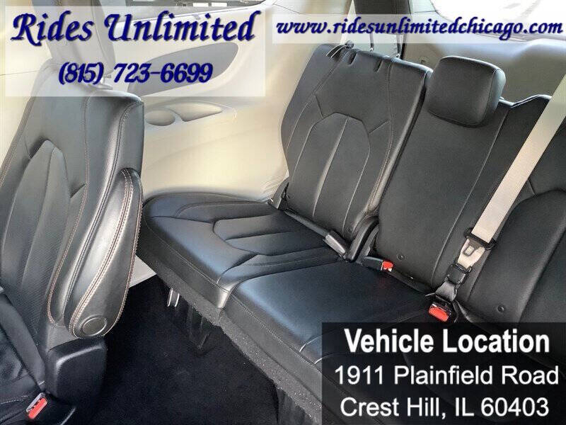 2020 Chrysler Pacifica Touring L