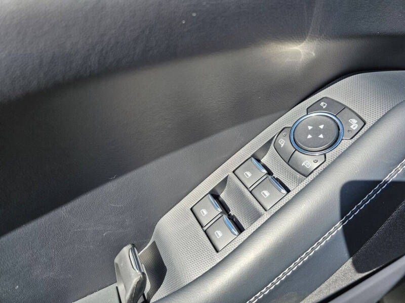 2024 Ford Mustang Mach-E Select