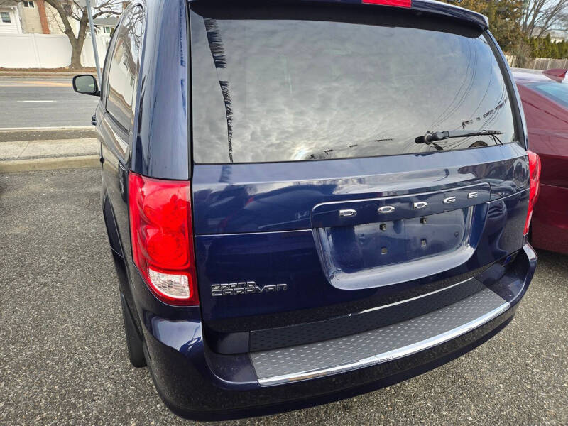 2016 Dodge Grand Caravan SE