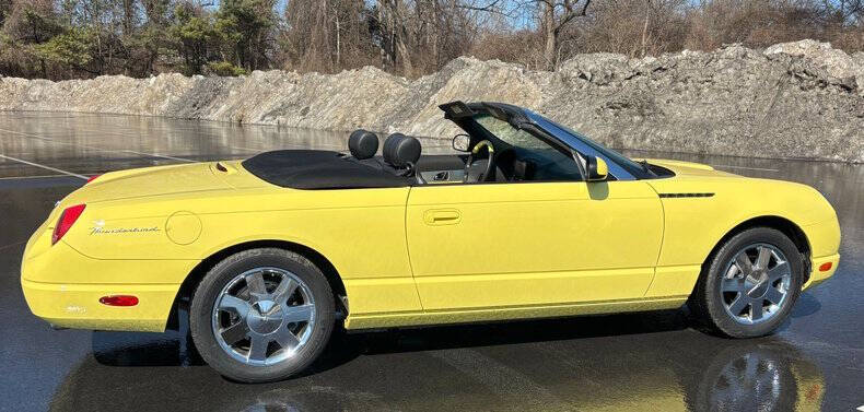 2002 Ford Thunderbird Deluxe