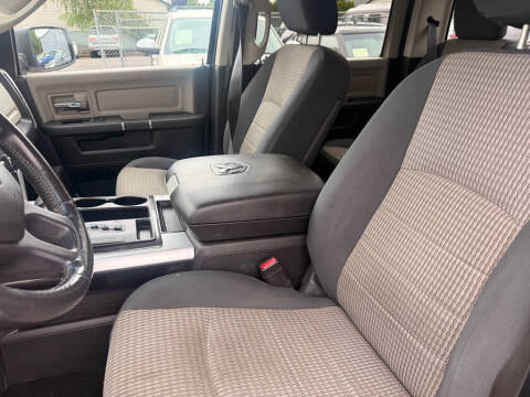 2012 RAM 1500 SLT