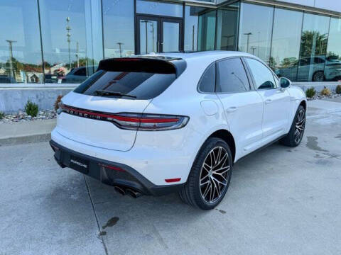 2025 Porsche Macan