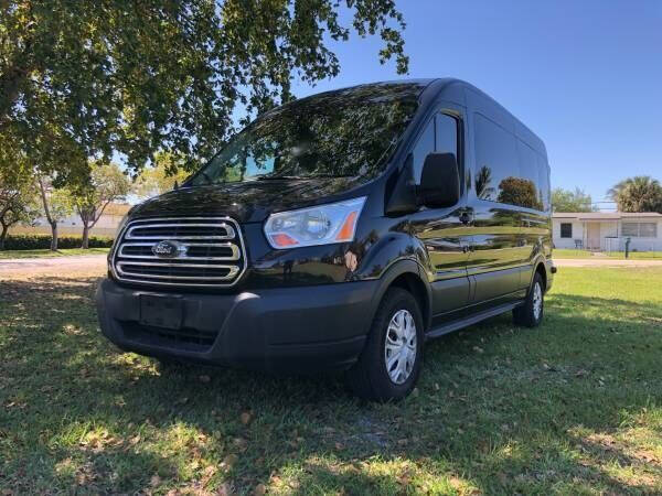 2015 Ford Transit XLT's photo