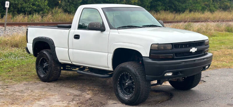 2002 Chevrolet Silverado 1500 base photo 2