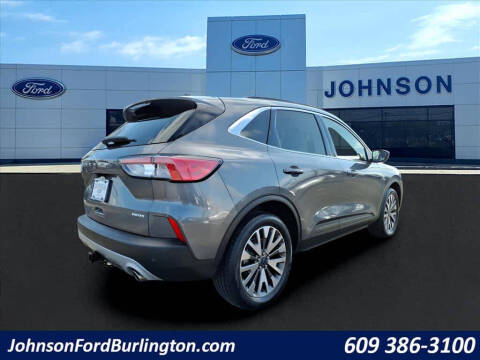 2022 Ford Escape Titanium