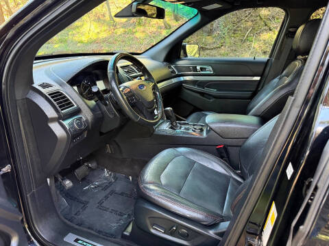 2018 Ford Explorer Sport