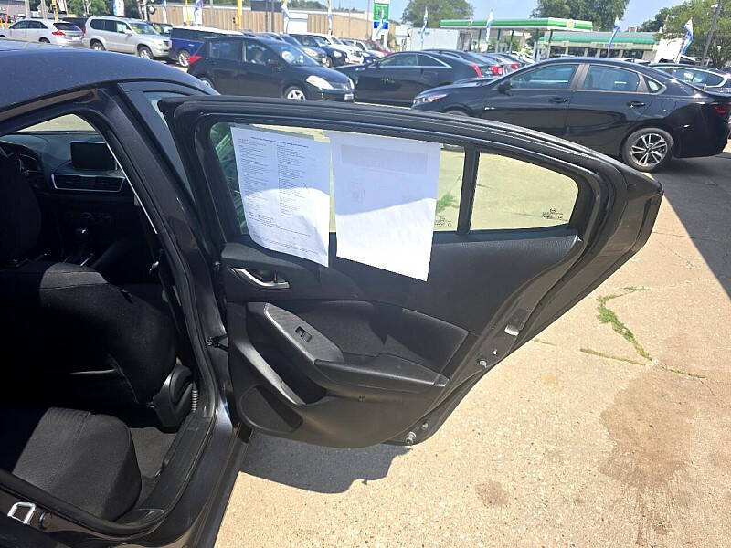 2015 Mazda MAZDA3 i Sport