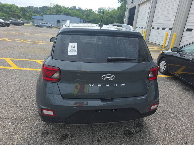 2025 Hyundai Venue SEL