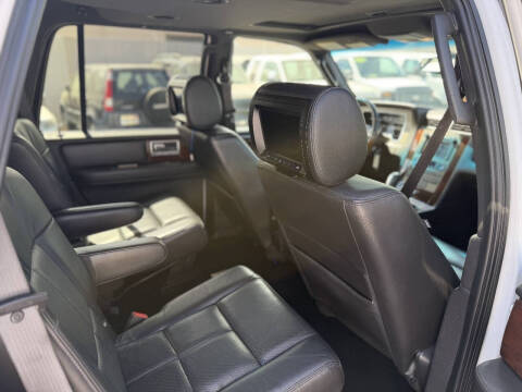 2014 Lincoln Navigator
