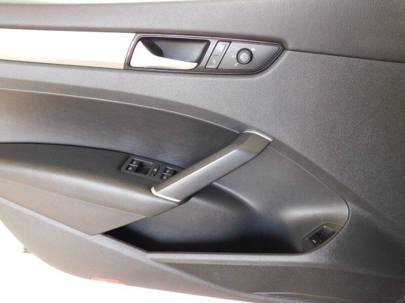 2020 Volkswagen Passat SE