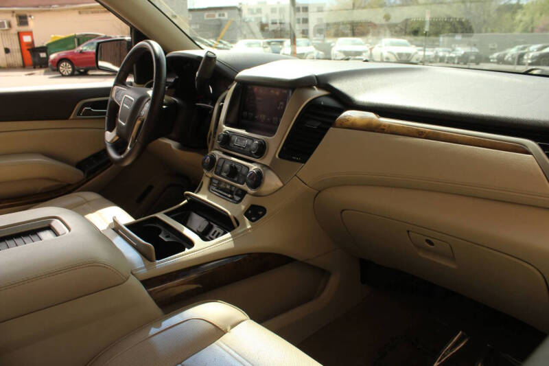 2016 GMC Yukon Denali