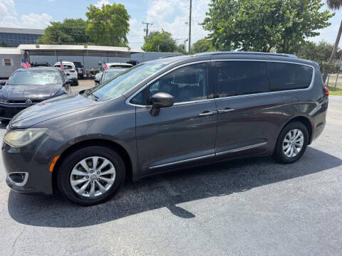 2018 Chrysler Pacifica Touring L