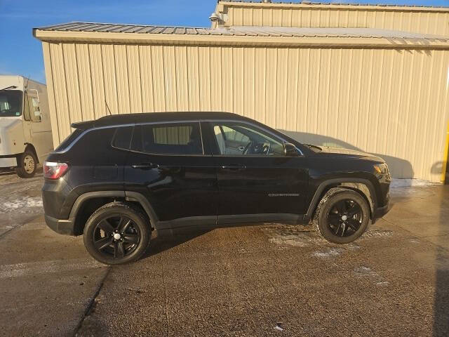 2022 Jeep Compass Latitude Lux